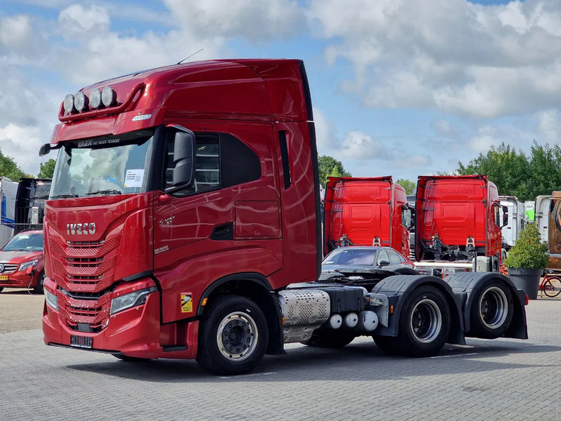 Iveco S-WAY 570 6x2 - Retarder - Full air - 3.20 WB - Navi - Cabeza tractora: foto 3 Iveco S-WAY 570 6x2 - Retarder - Full air - 3.20 WB - Navi - Cabeza tractora: foto 3