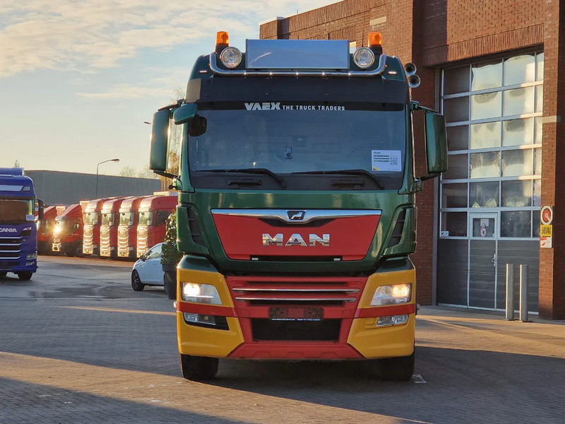 MAN TGX 26.500 6x4 XLX - PTO/Hydraulic - 3.30 - AS Tronic - Euro 6 - Cabeza tractora: foto 2 MAN TGX 26.500 6x4 XLX - PTO/Hydraulic - 3.30 - AS Tronic - Euro 6 - Cabeza tractora: foto 2