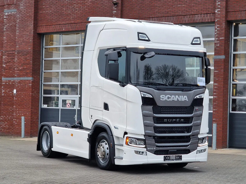 Scania 500S NGS Highline 4x2 - NEW - Retarder - Full air - New dashboard - Led - Full spoiler - 2x tank - Cabeza tractora: foto 1 Scania 500S NGS Highline 4x2 - NEW - Retarder - Full air - New dashboard - Led - Full spoiler - 2x tank - Cabeza tractora: foto 1