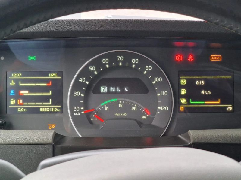 Cabeza tractora Volvo FH 13.540 Globetrotter 6x2 - PTO/Hydraulic - Full air - 3.00 WB - Leather: foto 13 Cabeza tractora Volvo FH 13.540 Globetrotter 6x2 - PTO/Hydraulic - Full air - 3.00 WB - Leather: foto 13