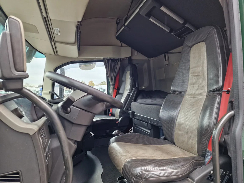 Cabeza tractora Volvo FH 13.540 Globetrotter 6x2 - PTO/Hydraulic - Full air - 3.00 WB - Leather: foto 10 Cabeza tractora Volvo FH 13.540 Globetrotter 6x2 - PTO/Hydraulic - Full air - 3.00 WB - Leather: foto 10