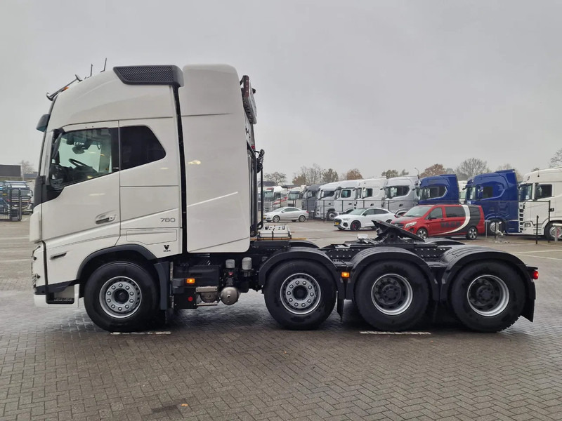 Volvo FH 16.780 8x4*4 Globetrotter XL - 245T GCW - New - Full air - I parkcool - Retarder - Cabeza tractora: foto 4 Volvo FH 16.780 8x4*4 Globetrotter XL - 245T GCW - New - Full air - I parkcool - Retarder - Cabeza tractora: foto 4