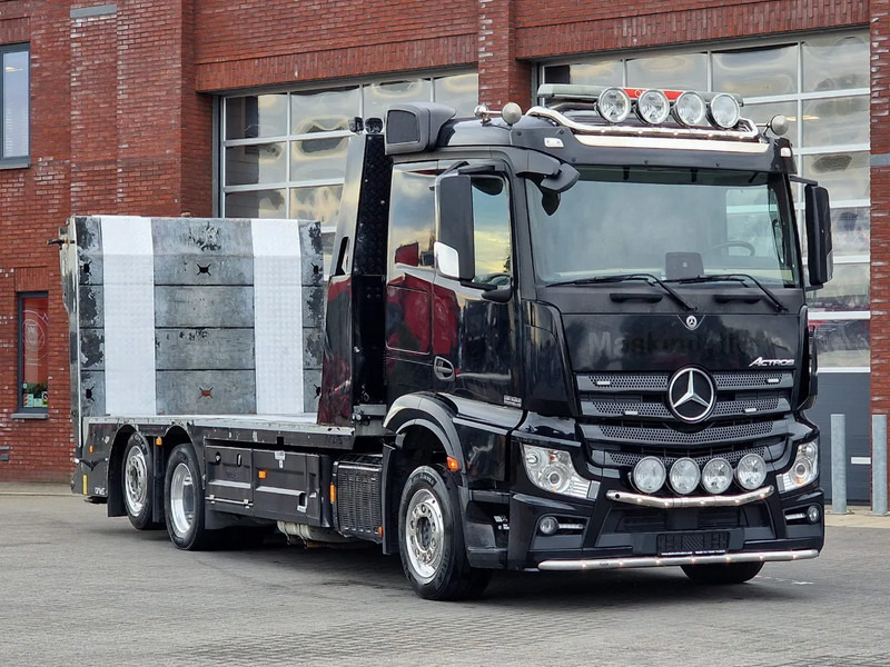 Mercedes-Benz Actros 2553 6x2 - Flabad hydraulic ramps/extension - Winch - Camera - Machine mover - Camión portavehículos: foto 2 Mercedes-Benz Actros 2553 6x2 - Flabad hydraulic ramps/extension - Winch - Camera - Machine mover - Camión portavehículos: foto 2