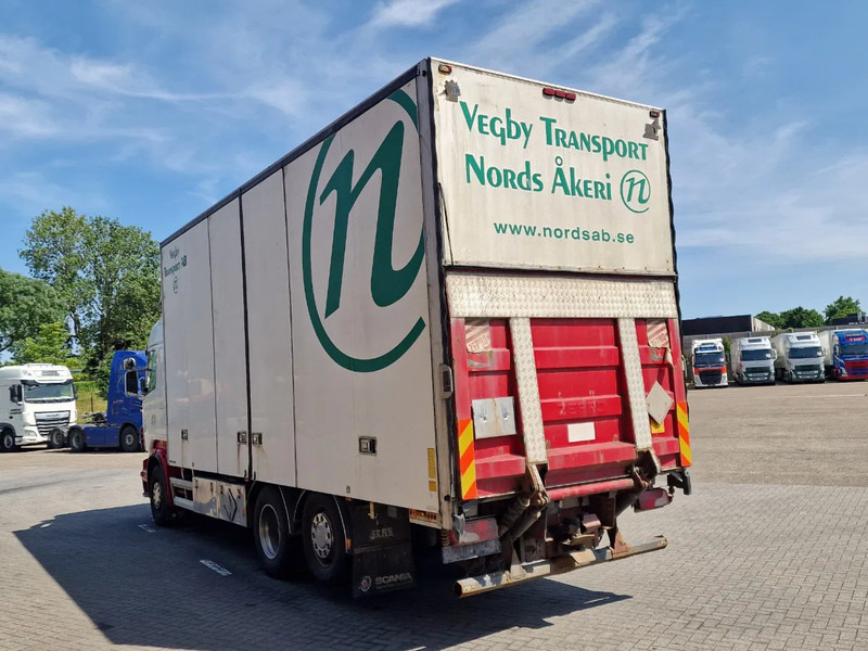 Scania R500 V8 Highline 6x2*4 - Box with side doors - Loadlift - Manual gearbox with retarder - Full air - Steering axle - Camión caja cerrada: foto 5 Scania R500 V8 Highline 6x2*4 - Box with side doors - Loadlift - Manual gearbox with retarder - Full air - Steering axle - Camión caja cerrada: foto 5