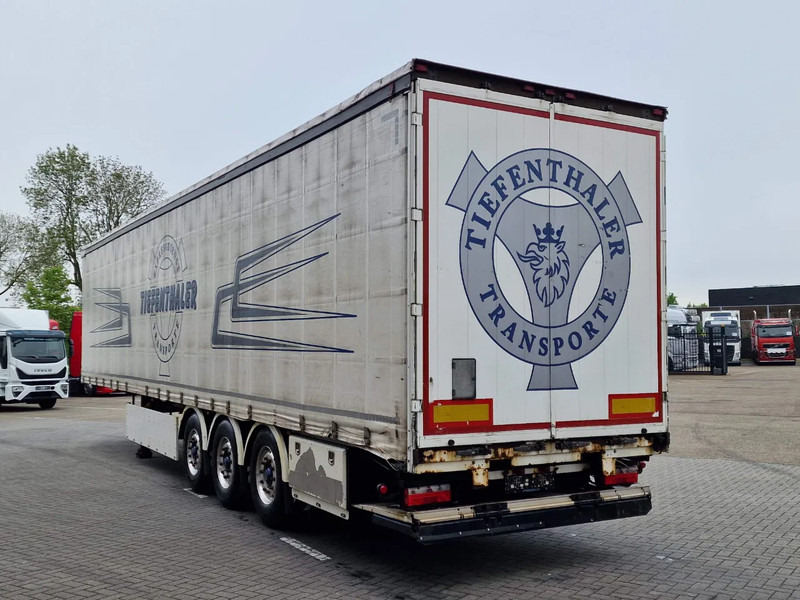 Schwarzmüller Tautliner 3 axle - Loadlift - Lift axle - BPW Axle - Lift axle - Alloy wheels - Semirremolque lona: foto 5 Schwarzmüller Tautliner 3 axle - Loadlift - Lift axle - BPW Axle - Lift axle - Alloy wheels - Semirremolque lona: foto 5