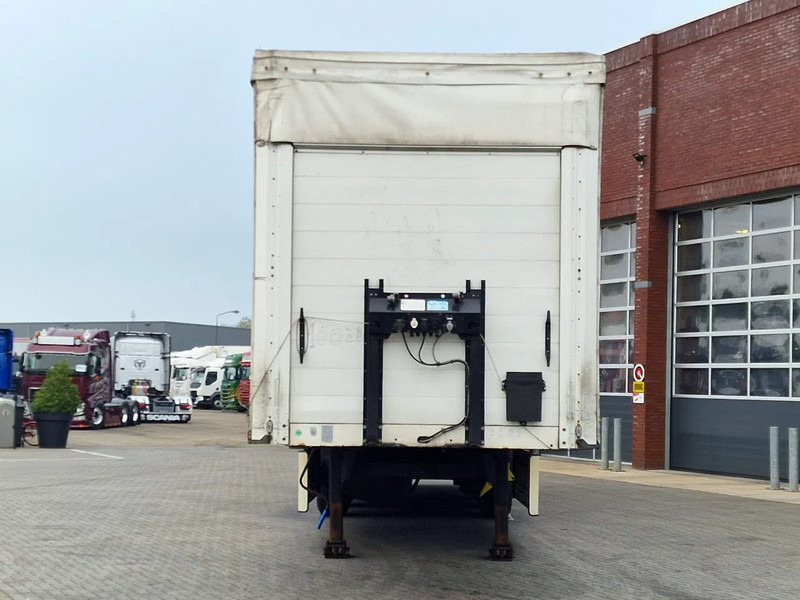 Schwarzmüller Tautliner 3 axle - Loadlift - Lift axle - BPW Axle - Lift axle - Alloy wheels - Semirremolque lona: foto 2 Schwarzmüller Tautliner 3 axle - Loadlift - Lift axle - BPW Axle - Lift axle - Alloy wheels - Semirremolque lona: foto 2