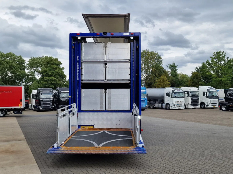 Volvo FM 380 6x2 - 2/3 stock Berdex Livestock - 54M3 - Weighbridge - I shift - Camión transporte de ganado: foto 5 Volvo FM 380 6x2 - 2/3 stock Berdex Livestock - 54M3 - Weighbridge - I shift - Camión transporte de ganado: foto 5
