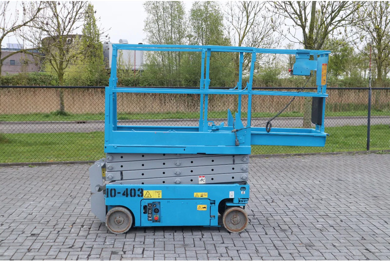 Genie GS-1930 | 7.8 METER | 227 KG - Plataforma de tijeras: foto 4 Genie GS-1930 | 7.8 METER | 227 KG - Plataforma de tijeras: foto 4