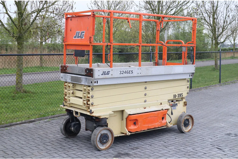 JLG 3246 ES | 12 METER | 320 KG - Plataforma de tijeras: foto 3 JLG 3246 ES | 12 METER | 320 KG - Plataforma de tijeras: foto 3