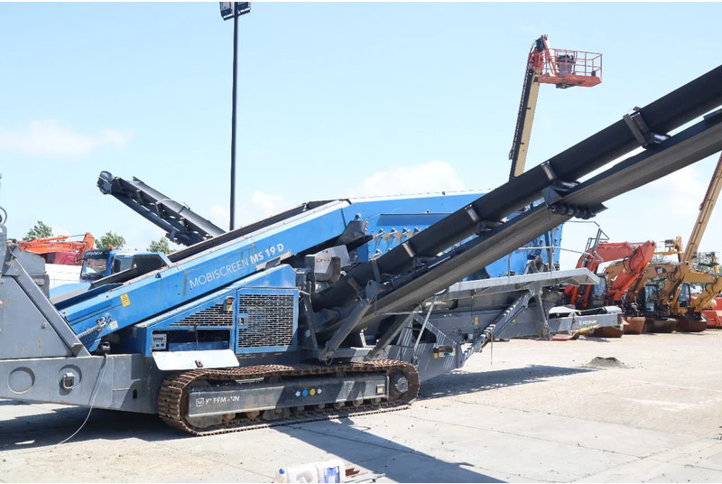 Kleemann MS19D | 500 T/H | TRIPPLE DECK | REMOTE CONTROL - Cribadora: foto 3 Kleemann MS19D | 500 T/H | TRIPPLE DECK | REMOTE CONTROL - Cribadora: foto 3