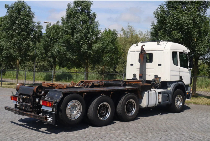Scania P124-420 | 8X4 | HOOKLIFT | MANUAL | BIG AXLES | EURO 3 - Camión multibasculante: foto 5 Scania P124-420 | 8X4 | HOOKLIFT | MANUAL | BIG AXLES | EURO 3 - Camión multibasculante: foto 5