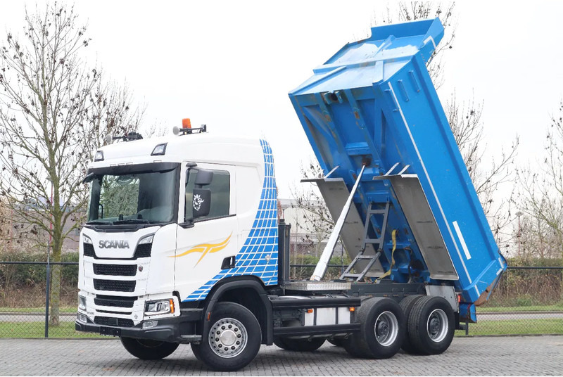 Scania R580 V8 NGS | 6X4 | FULL STEEL | BIG AXLES | RETARDER | EURO 6 - Camión volquete: foto 1 Scania R580 V8 NGS | 6X4 | FULL STEEL | BIG AXLES | RETARDER | EURO 6 - Camión volquete: foto 1