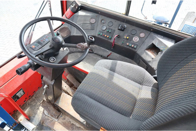 Arrendamiento de Terberg RT 20 4X4 + HEAVY SEMI TRAILER Terberg RT 20 4X4 + HEAVY SEMI TRAILER: foto 15