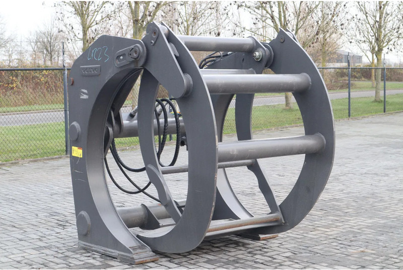 Volvo 80834 | 1.8 M2 | L60/L70/L90 | LOG GRAPPLE | HOLZGREIFER | WOOD CLAMP - Remolque forestal: foto 3 Volvo 80834 | 1.8 M2 | L60/L70/L90 | LOG GRAPPLE | HOLZGREIFER | WOOD CLAMP - Remolque forestal: foto 3