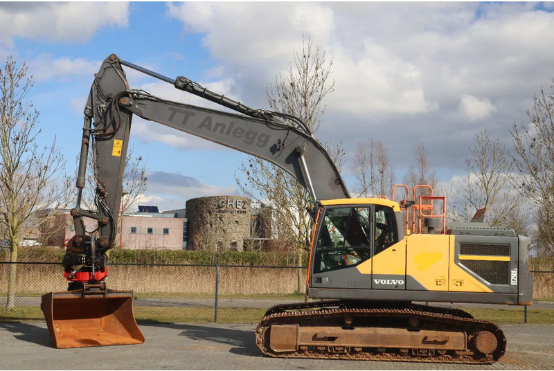 Volvo EC250EL | EC 250 EL | ROTOTILT | BUCKET - Excavadora de cadenas: foto 1 Volvo EC250EL | EC 250 EL | ROTOTILT | BUCKET - Excavadora de cadenas: foto 1