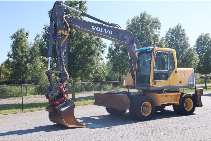 Volvo EW160B | EW 160 B | TILT ROTATOR | BUCKET | OUTRIGGERS | BLADE - Excavadora de ruedas: foto 2 Volvo EW160B | EW 160 B | TILT ROTATOR | BUCKET | OUTRIGGERS | BLADE - Excavadora de ruedas: foto 2