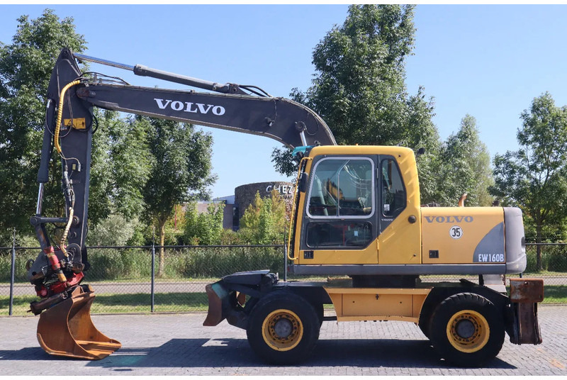 Volvo EW160B | EW 160 B | TILT ROTATOR | BUCKET | OUTRIGGERS | BLADE - Excavadora de ruedas: foto 1 Volvo EW160B | EW 160 B | TILT ROTATOR | BUCKET | OUTRIGGERS | BLADE - Excavadora de ruedas: foto 1