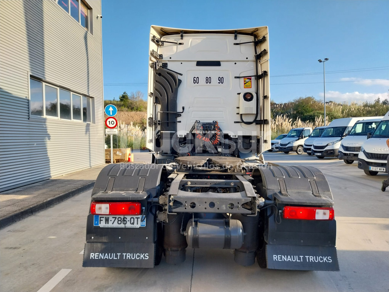 Cabeza tractora RENAULT T520 HIGH SLEEPER CAB: foto 7