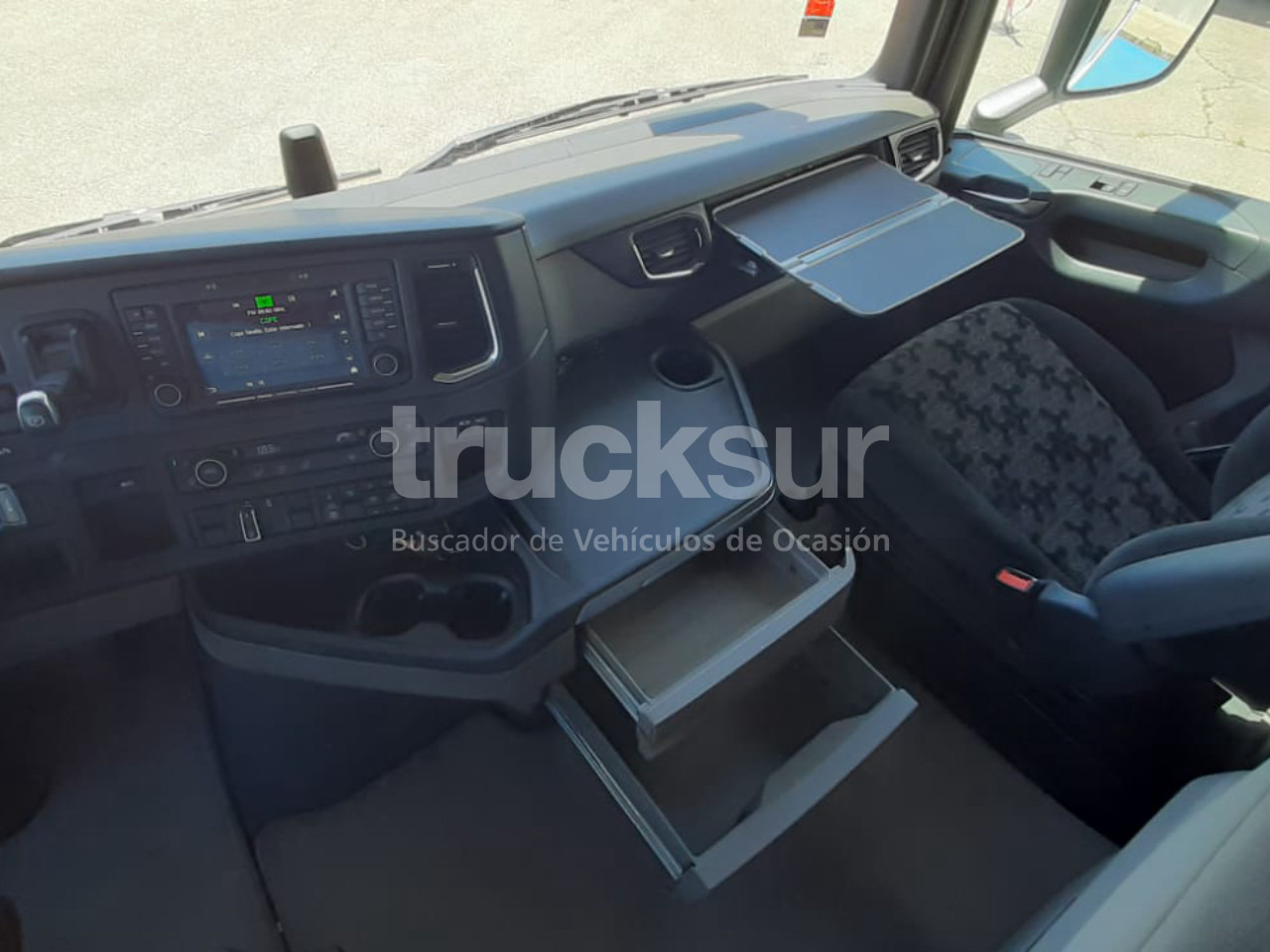 Arrendamiento de SCANIA S500 SCANIA S500: foto 13 Arrendamiento de SCANIA S500 SCANIA S500: foto 13