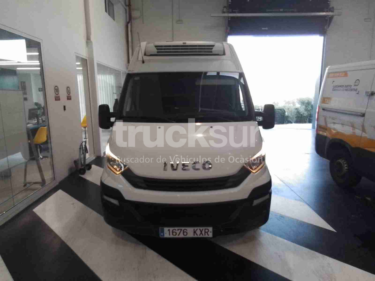 Arrendamiento de IVECO 35S14 FRC-X IVECO 35S14 FRC-X: foto 6