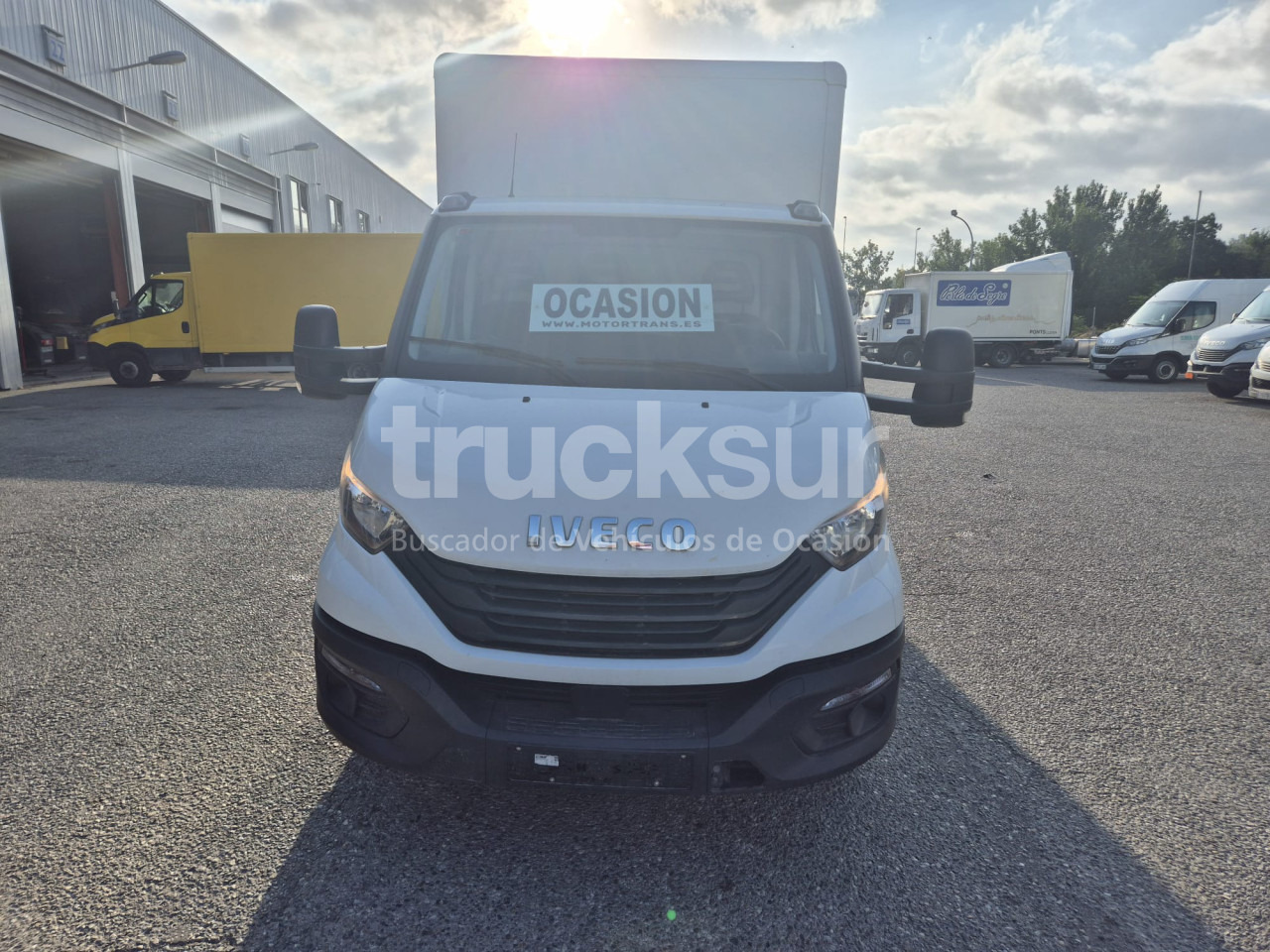 IVECO DAILY 35C16H - Furgoneta caja cerrada: foto 3 IVECO DAILY 35C16H - Furgoneta caja cerrada: foto 3