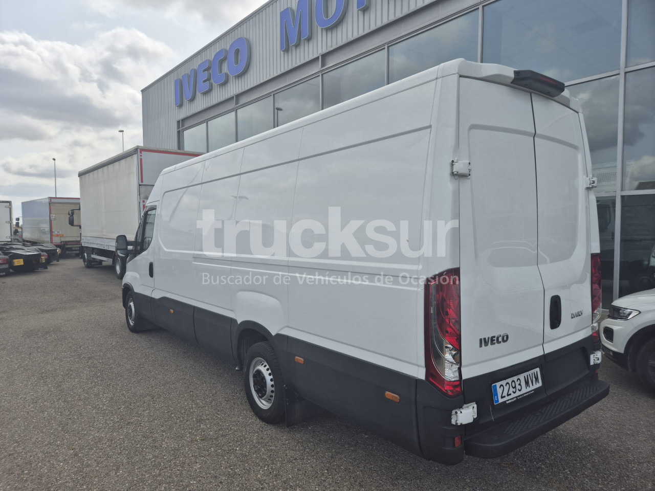 IVECO DAILY 35S16 F 16M3 - Furgoneta caja cerrada: foto 3 IVECO DAILY 35S16 F 16M3 - Furgoneta caja cerrada: foto 3