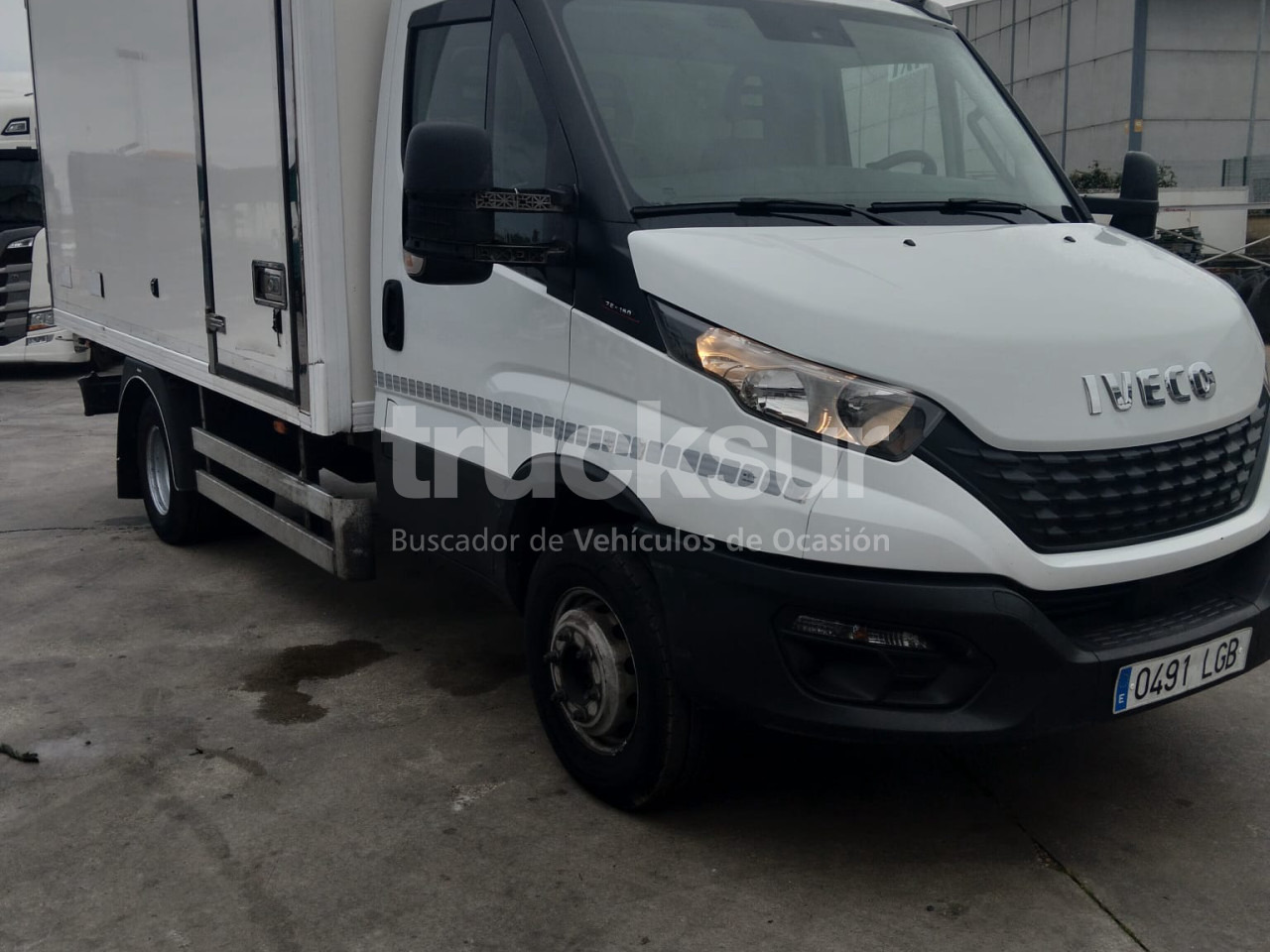 IVECO DAILY 72C16 FRC THK - Camión caja cerrada: foto 1 IVECO DAILY 72C16 FRC THK - Camión caja cerrada: foto 1