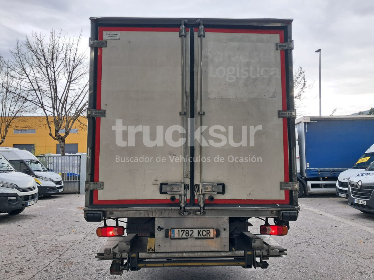 RENAULT D 12.210 -20ºC P/E/R - Camión frigorífico: foto 4 RENAULT D 12.210 -20ºC P/E/R - Camión frigorífico: foto 4