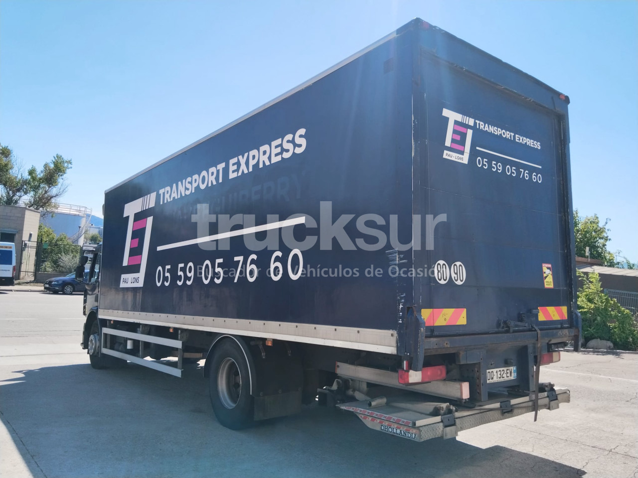 RENAULT D280.18 - Camión caja cerrada: foto 3 RENAULT D280.18 - Camión caja cerrada: foto 3