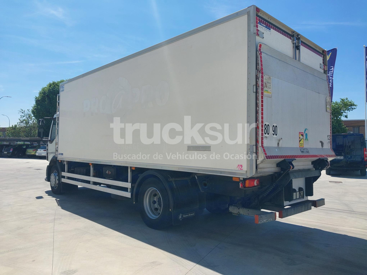 RENAULT D280 - Camión frigorífico: foto 3 RENAULT D280 - Camión frigorífico: foto 3