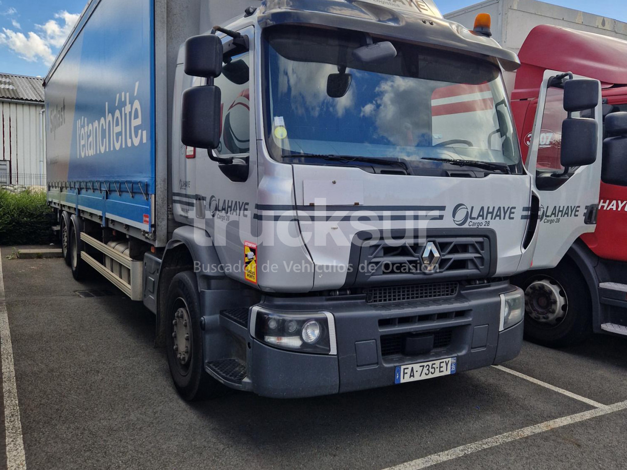 RENAULT D320.26 - Camión lona: foto 1 RENAULT D320.26 - Camión lona: foto 1
