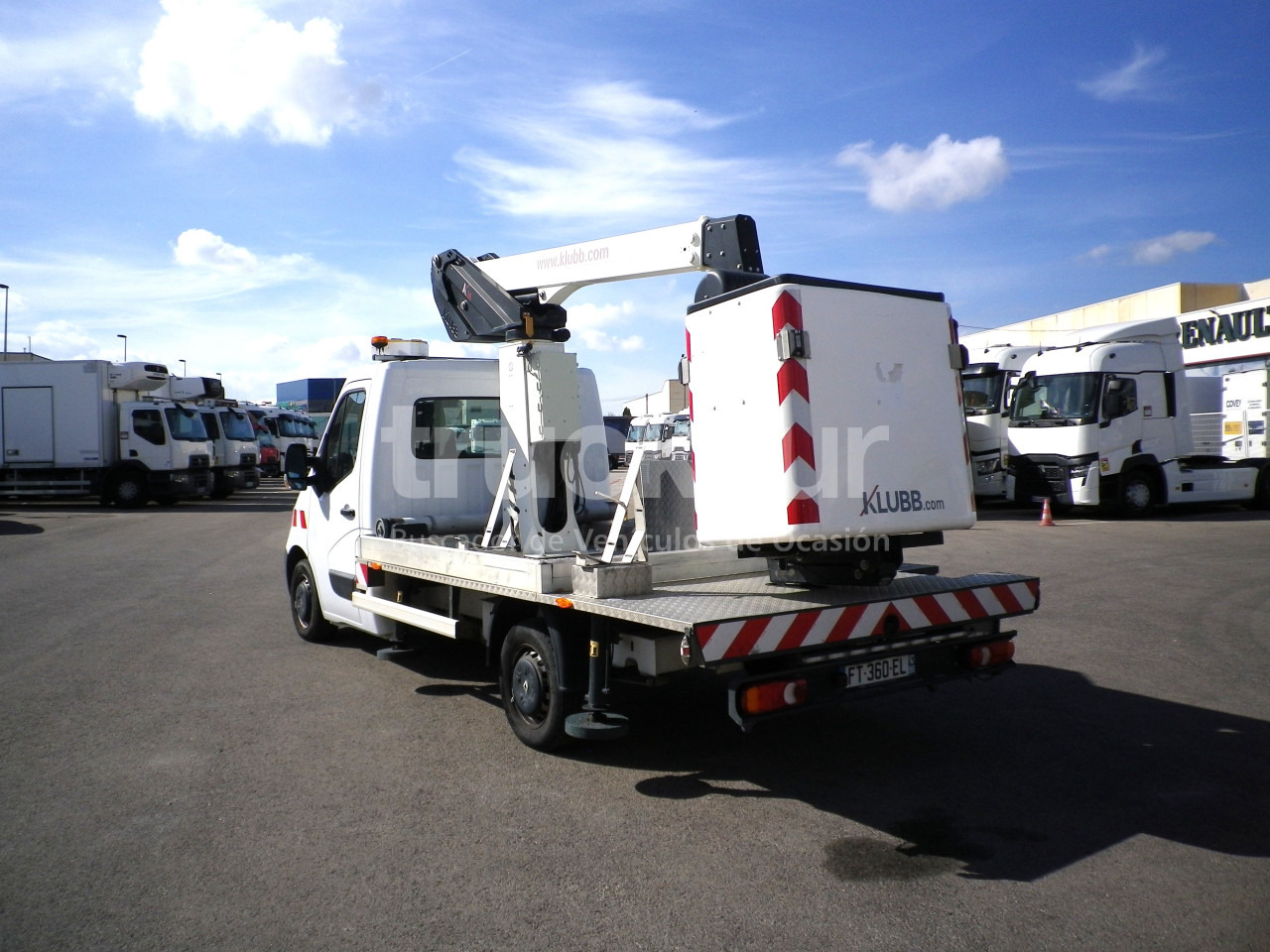 RENAULT MASTER L2 2.3 - Camión con plataforma elevadora: foto 4 RENAULT MASTER L2 2.3 - Camión con plataforma elevadora: foto 4