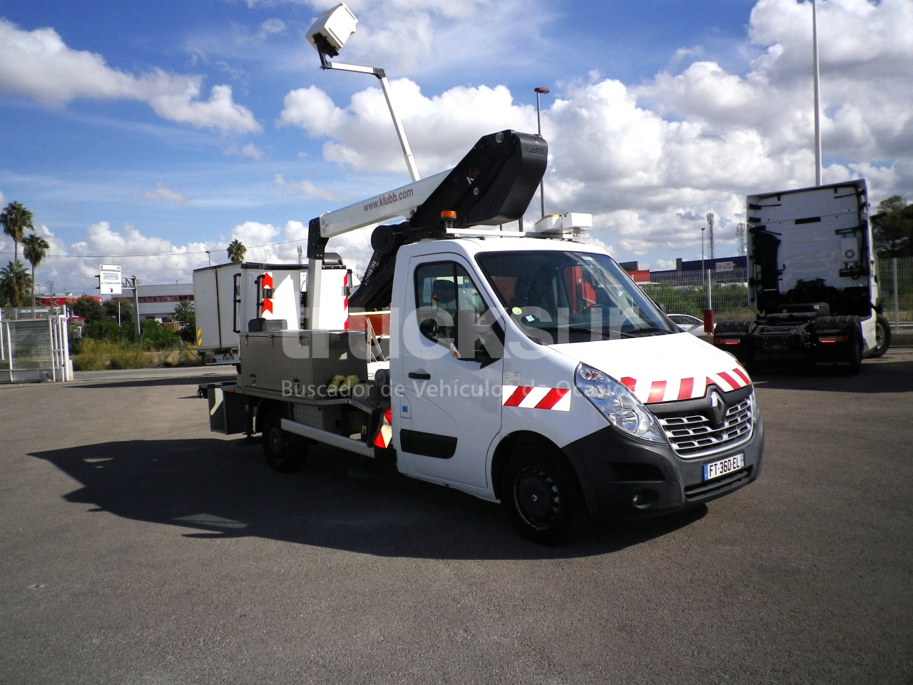 RENAULT MASTER L2 2.3 - Camión con plataforma elevadora: foto 2 RENAULT MASTER L2 2.3 - Camión con plataforma elevadora: foto 2