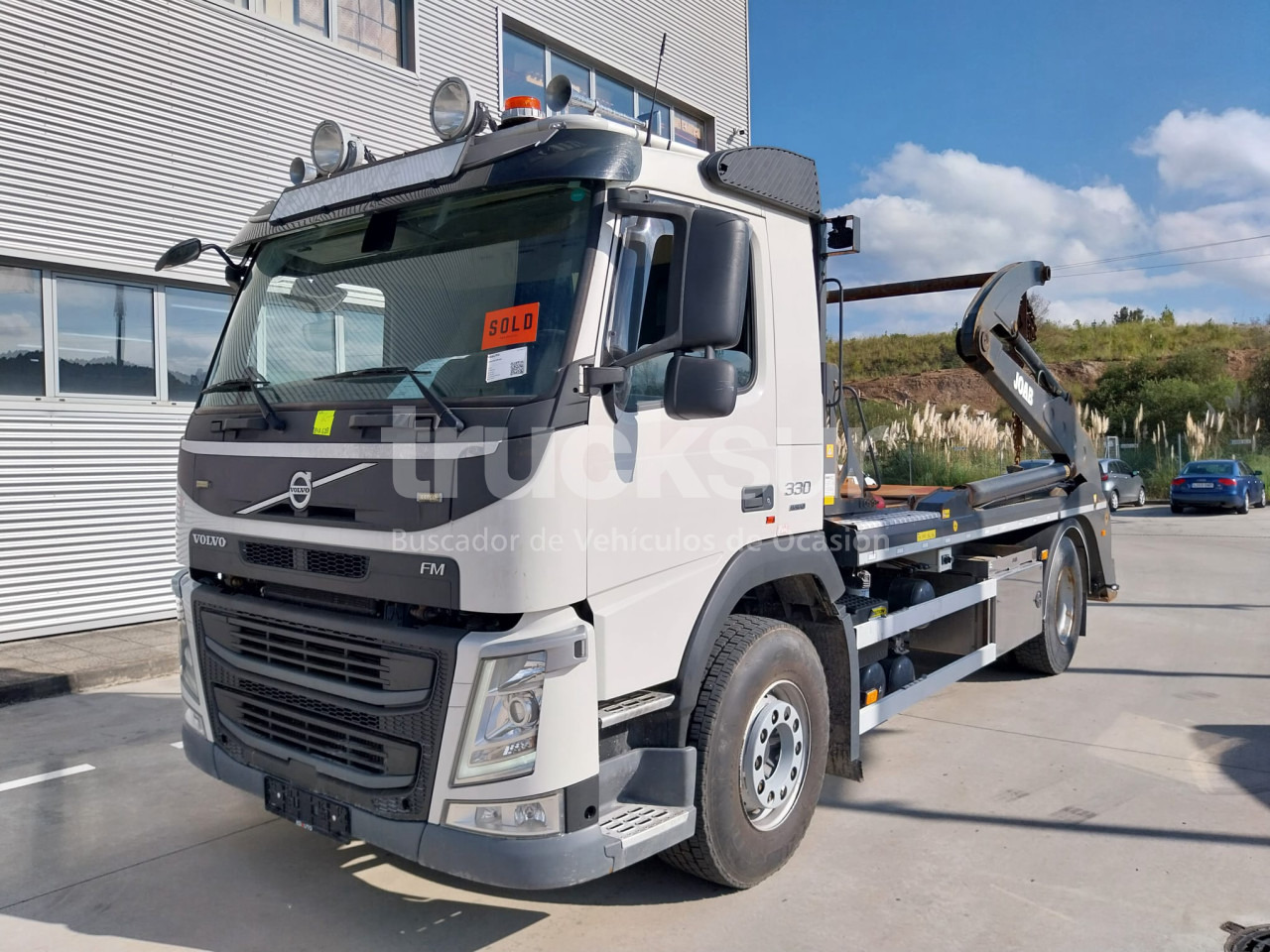 VOLVO FM 330HP - Camión volquete: foto 1 VOLVO FM 330HP - Camión volquete: foto 1