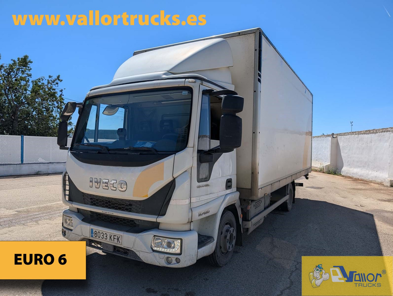 IVECO Eurocargo 90E220 - Camión caja cerrada: foto 1 IVECO Eurocargo 90E220 - Camión caja cerrada: foto 1