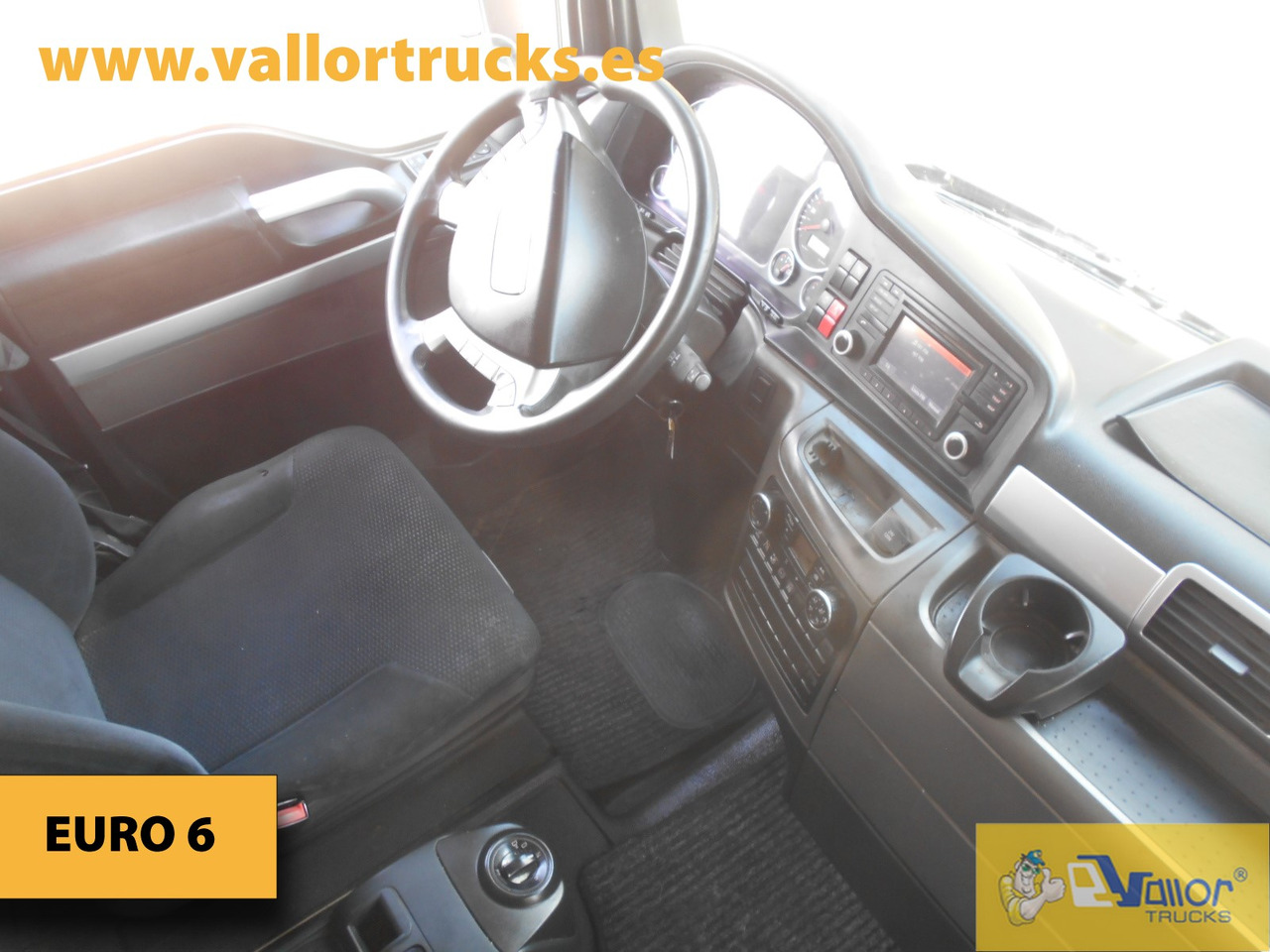 MAN TGX 18.480 - Camión portacontenedore/ Intercambiable: foto 5 MAN TGX 18.480 - Camión portacontenedore/ Intercambiable: foto 5