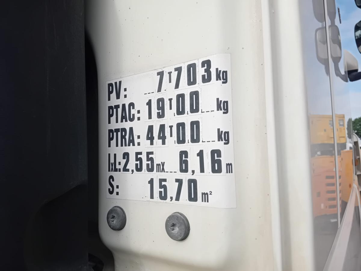 DAF XF 460 - Cabeza tractora: foto 5 DAF XF 460 - Cabeza tractora: foto 5
