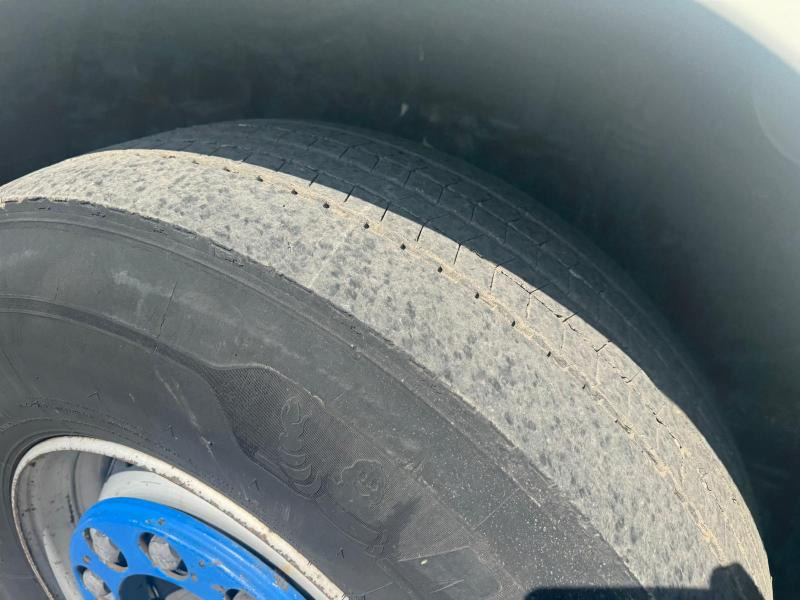 Cabeza tractora DAF XF105 510: foto 12