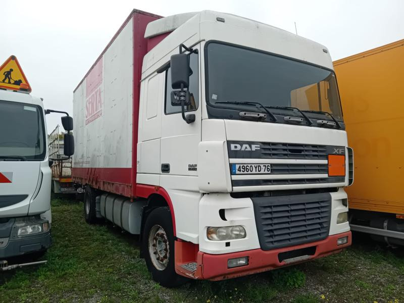 DAF XF 480 - Camión caja cerrada: foto 1 DAF XF 480 - Camión caja cerrada: foto 1