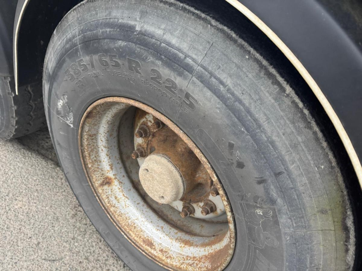 Fruehauf - Semirremolque plataforma/ Caja abierta: foto 4 Fruehauf - Semirremolque plataforma/ Caja abierta: foto 4