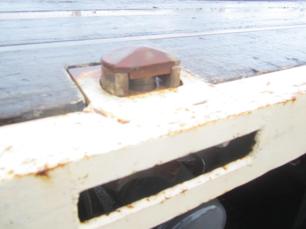 Fruehauf - Semirremolque plataforma/ Caja abierta: foto 2 Fruehauf - Semirremolque plataforma/ Caja abierta: foto 2