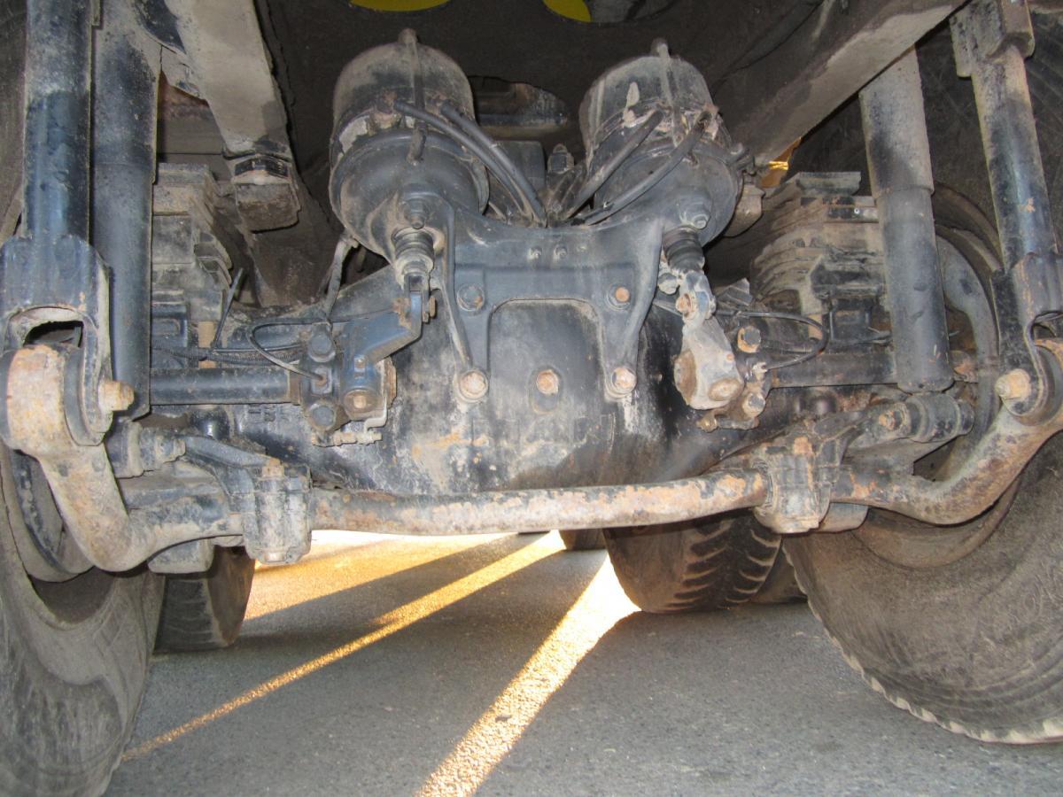 Camión volquete MAN TGA 35.400: foto 8