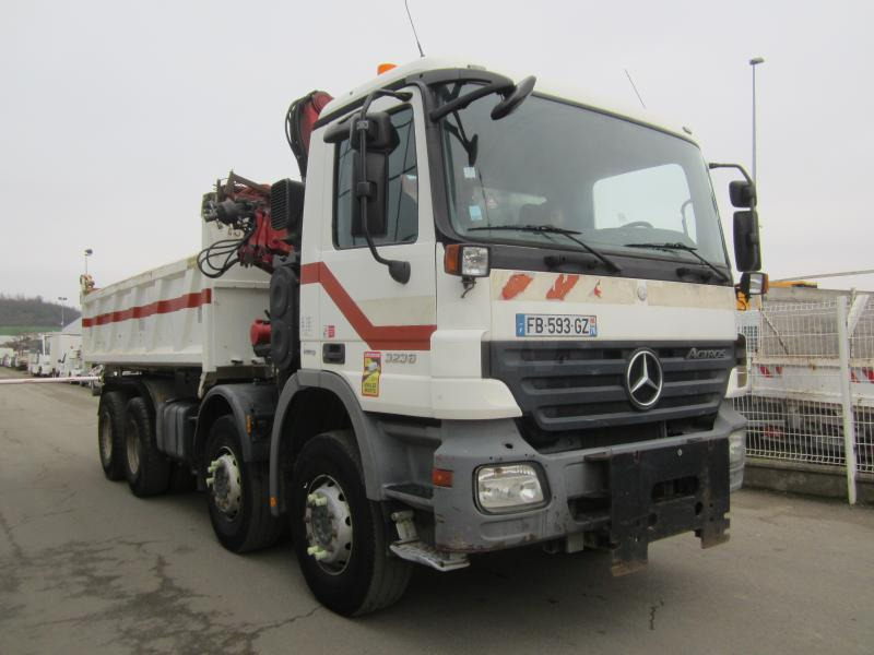 Mercedes Actros 3236 - Camión volquete: foto 1 Mercedes Actros 3236 - Camión volquete: foto 1