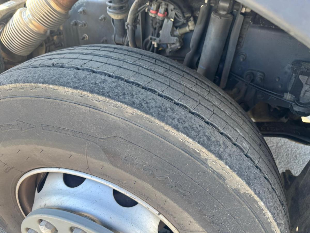 Renault Gamme C 380 - Camión multibasculante: foto 4 Renault Gamme C 380 - Camión multibasculante: foto 4