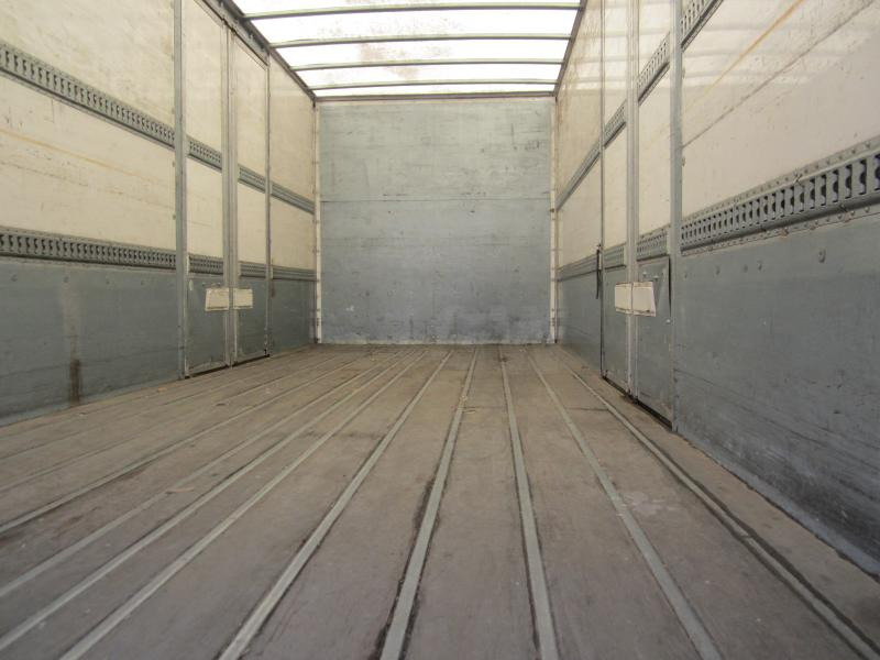 Camión caja cerrada Renault Midlum 220 DXI: foto 7