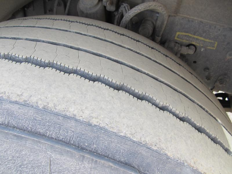 Renault Premium 430 DXI - Camión caja cerrada: foto 5 Renault Premium 430 DXI - Camión caja cerrada: foto 5