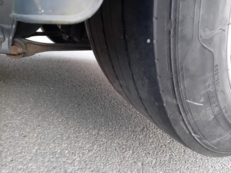 Camión caja abierta Volvo FH: foto 6