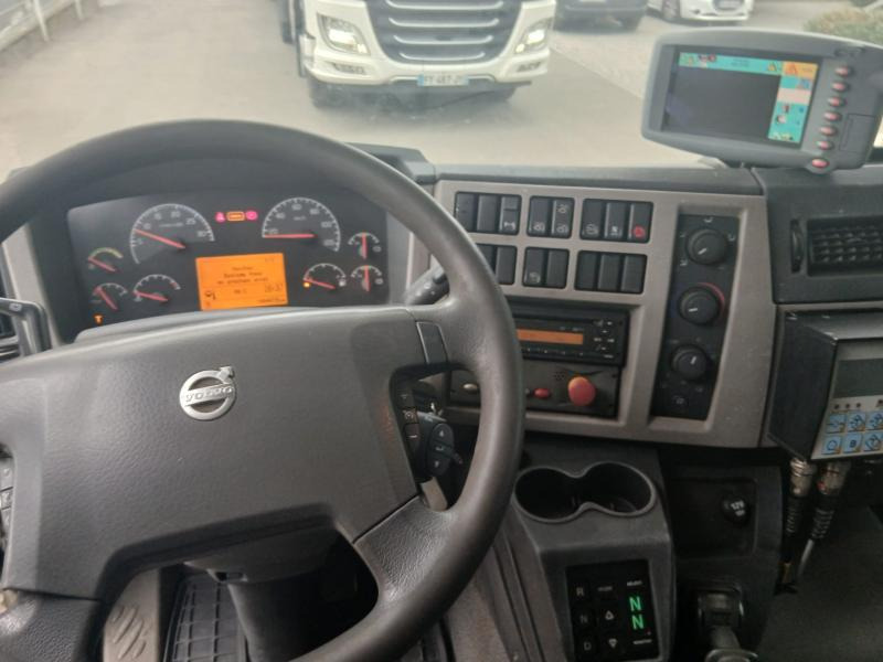 Volvo FL 260 - Camión chasis: foto 4 Volvo FL 260 - Camión chasis: foto 4
