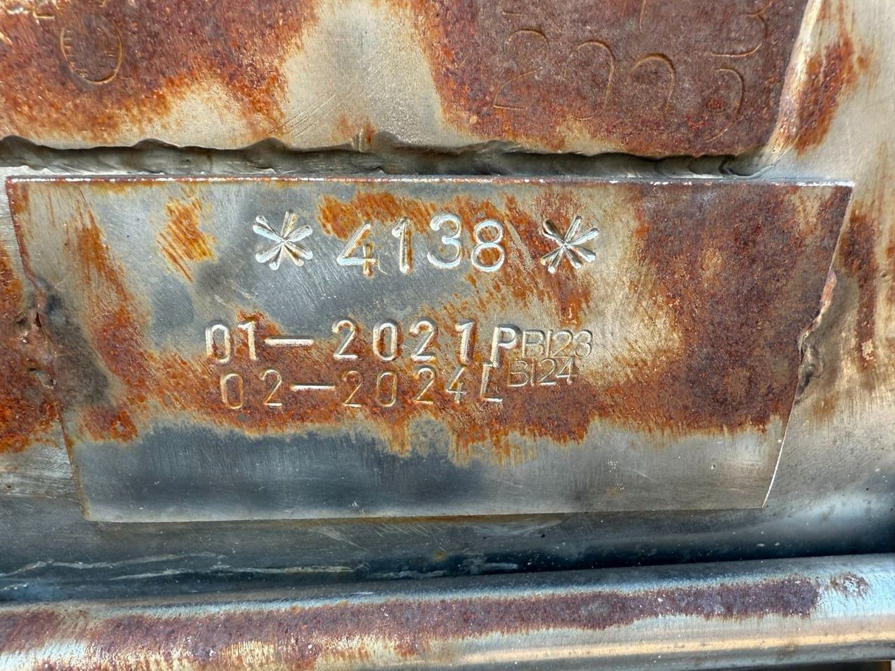 Burg 3 axle 3 compartments 32.200 L ADR - Semirremolque cisterna: foto 4 Burg 3 axle 3 compartments 32.200 L ADR - Semirremolque cisterna: foto 4