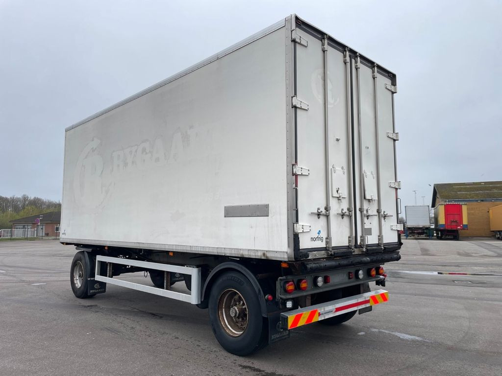 Krone 18 t. 2 axle ThermoKing SL-200e - Remolque frigorífico: foto 4 Krone 18 t. 2 axle ThermoKing SL-200e - Remolque frigorífico: foto 4